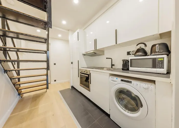 Elegant - 2br - 6p - Sentier Lägenhet