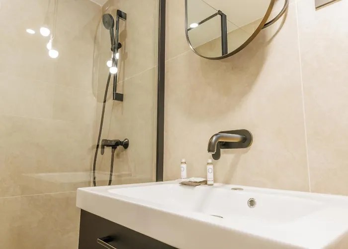 Elegant - 2br - 6p - Sentier Apartman